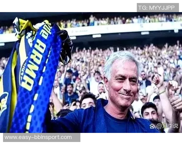 小曼奇尼坚定支持加斯佩里尼罗马有望获得欧冠资格与意杯冠军 小曼奇尼坚定支持加斯佩里尼罗马有望获得欧冠资格与意杯冠军